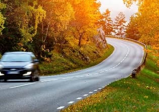 article-hero-fall-driving-hazards-1 article-hero-fall-driving-hazards-1