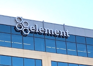 oficinas de element con logo